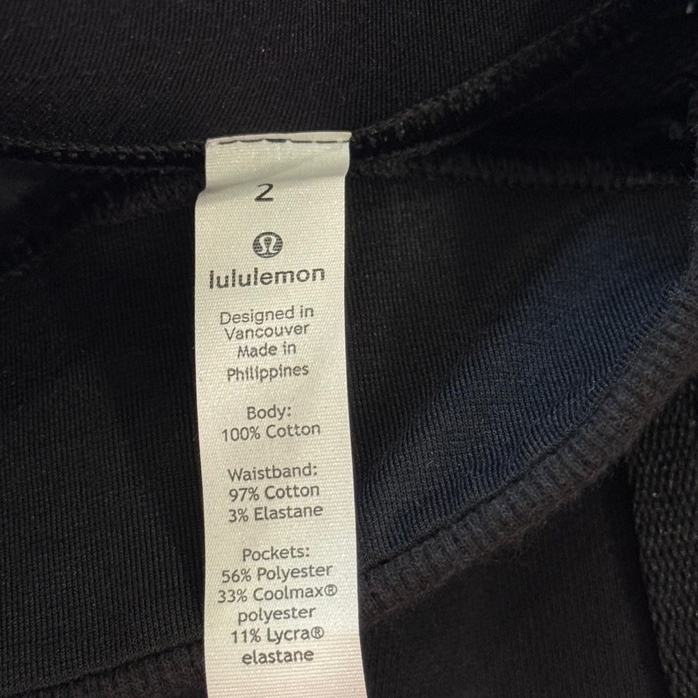 Lululemon Warm Down Jogger 28" Women's Sz 2 Black Drawstring Pockets Warm Casual - Picture 11 of 11